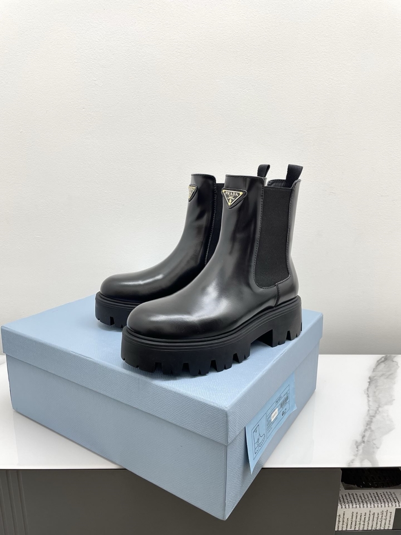 Pra*a boots